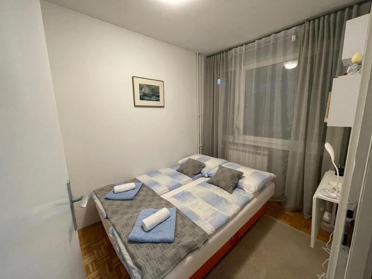 Ami-Go/ Blizu Zracne Luke Zagreb Apartment Велика Горица Екстериор снимка